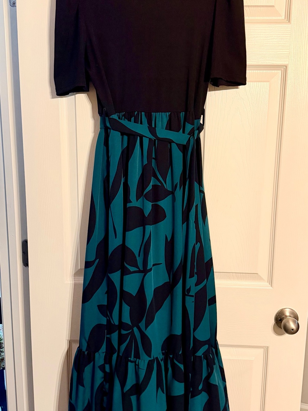 Black & Dark Teal Floral Print Midi Dress